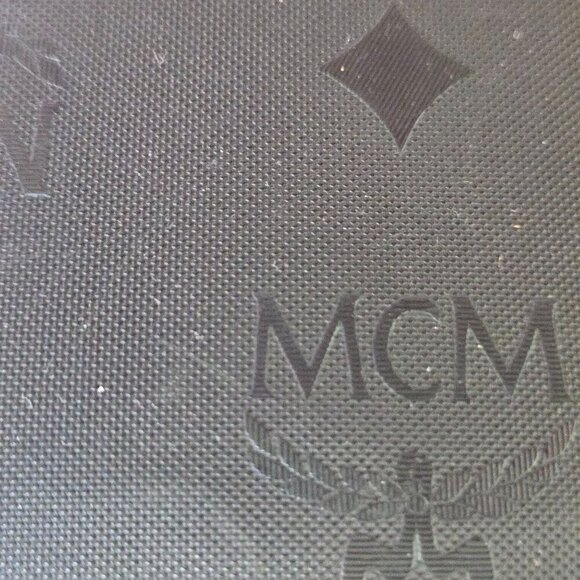 MCM Vintage Visetos Logo Coated/Leather Zip Around Wallet Serial B0635 - Picture 5 of 9